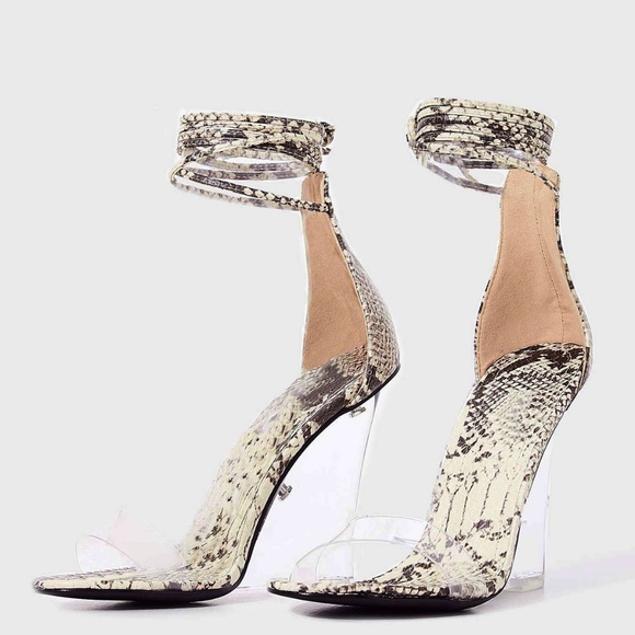 SZ 6 Snake Clear Open Toe Wedge Sandal Ankle Strap - Picture 3 of 7